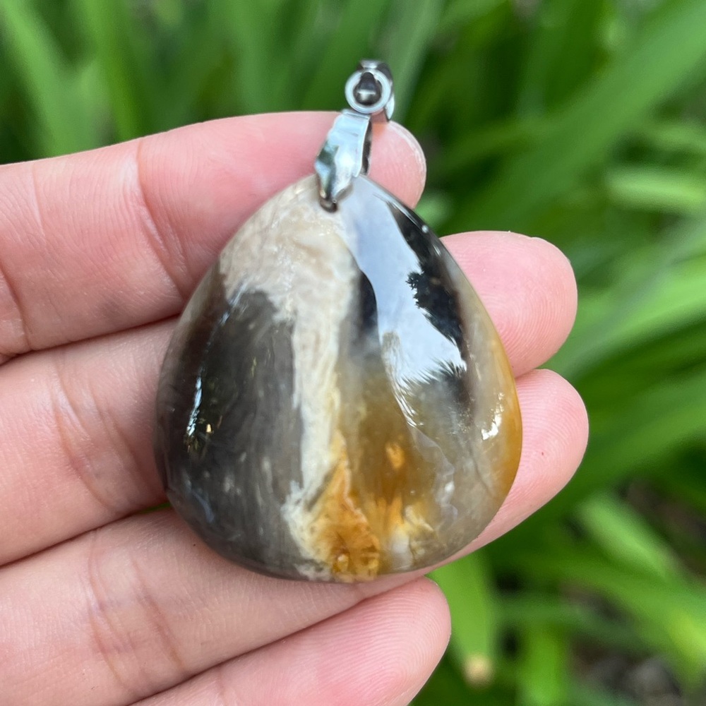 Sterling silver 925 stamped brown jasper pendant 1810
